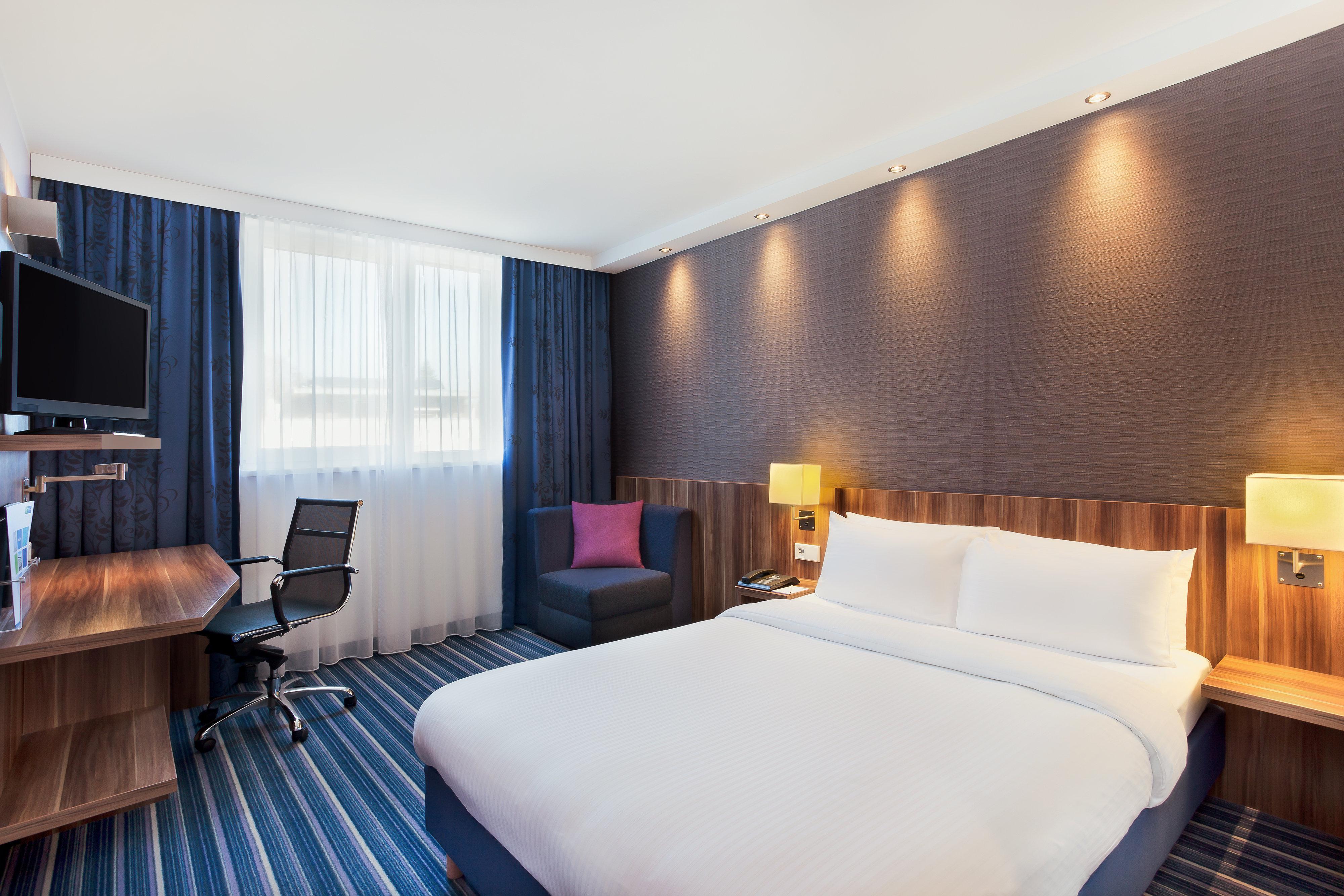 Holiday Inn Express Augsburg, An Ihg Hotel מראה חיצוני תמונה