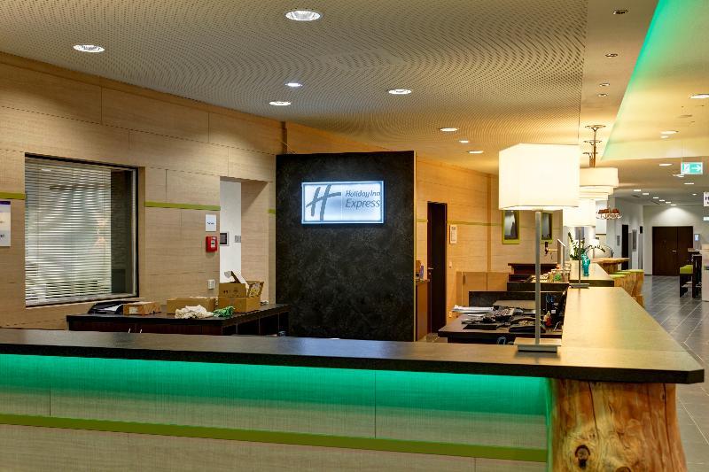 Holiday Inn Express Augsburg, An Ihg Hotel מראה חיצוני תמונה