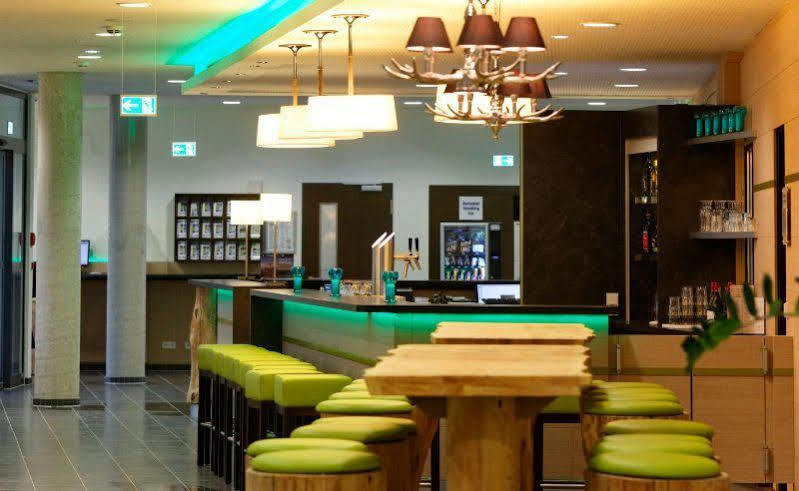 Holiday Inn Express Augsburg, An Ihg Hotel מראה חיצוני תמונה